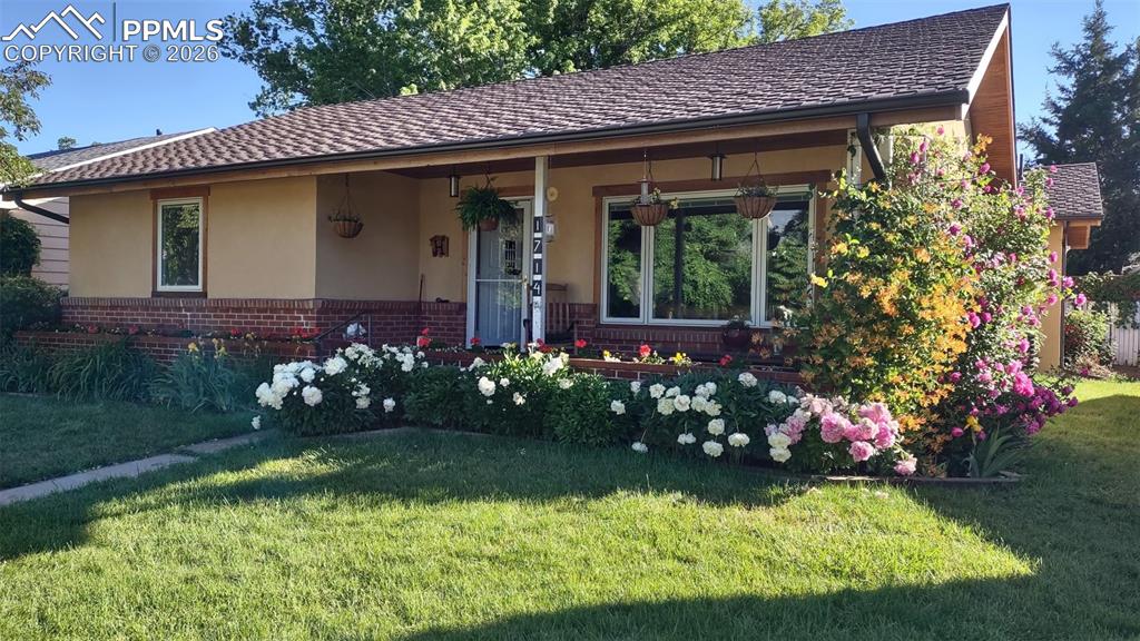 Image 2 of 39: Front of Structure