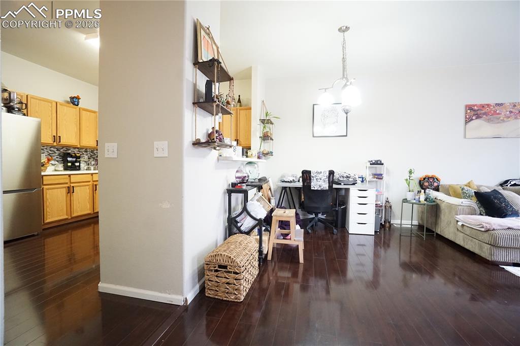 Image 12 of 33: Office