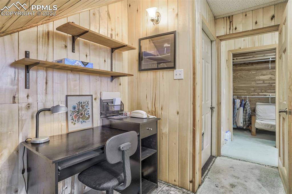 Listing 8476602, Image 30 of 40