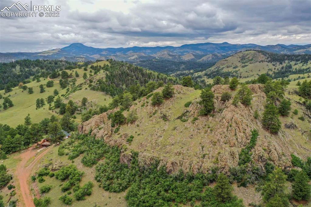 Listing 8476602, Image 37 of 40
