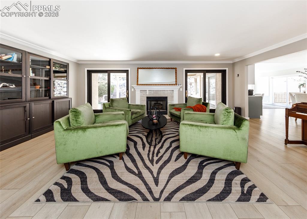 Image 9 of 50: Formal Living Room