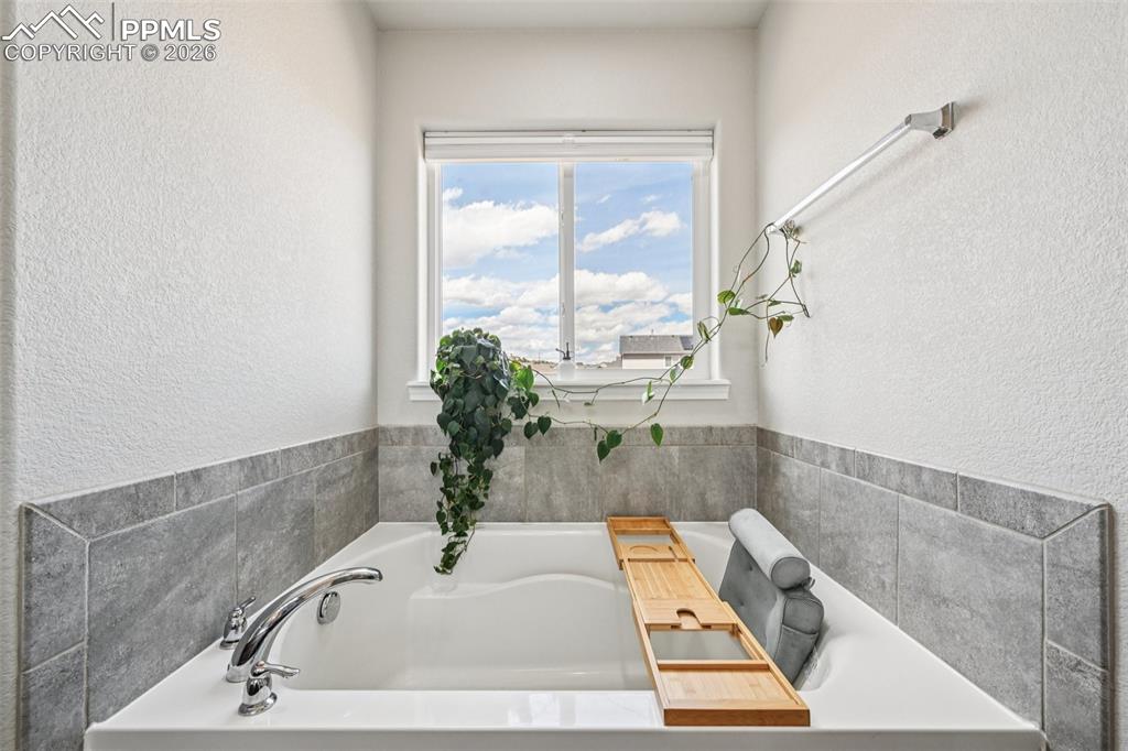 Image 42 of 50: Master Bathroom