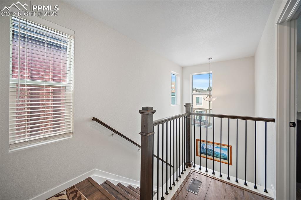 Image 21 of 50: No Description Available