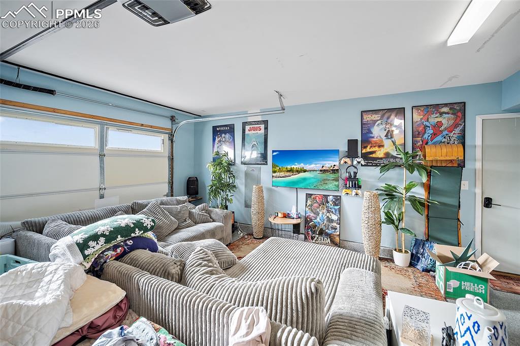 Image 39 of 50: No Description Available