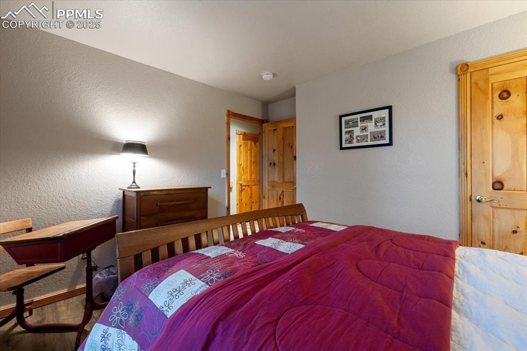 Image 28 of 47: Bedroom