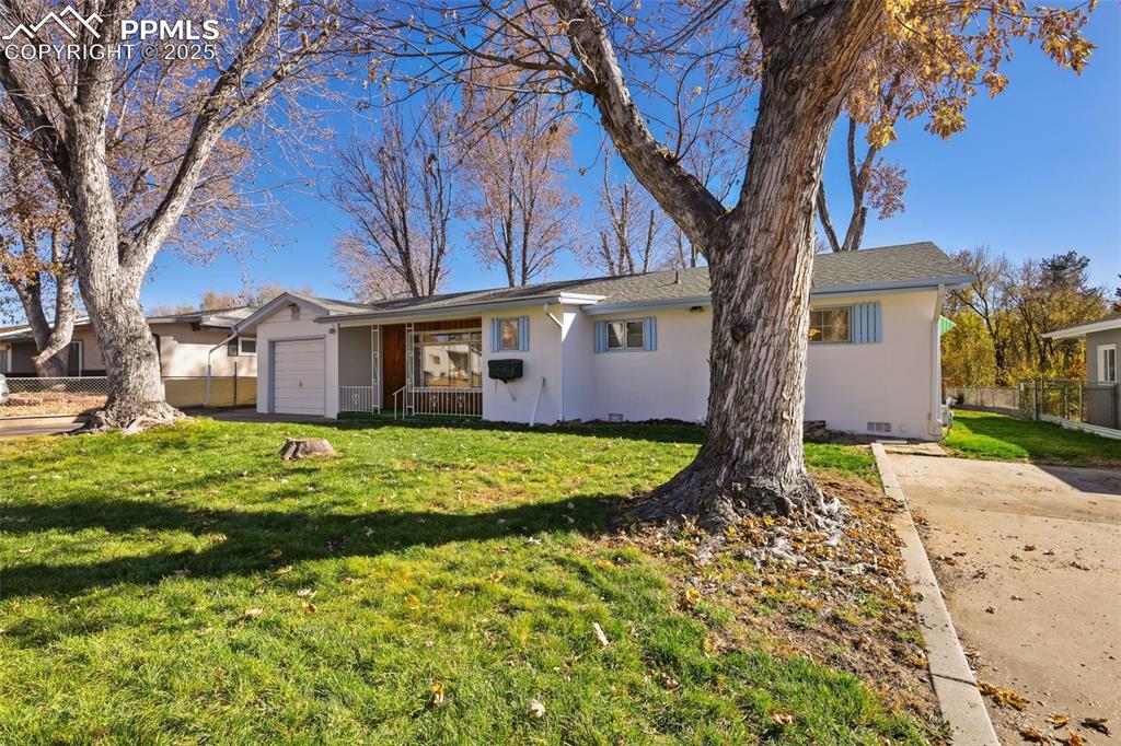 Image 2 of 27: Front of Structure