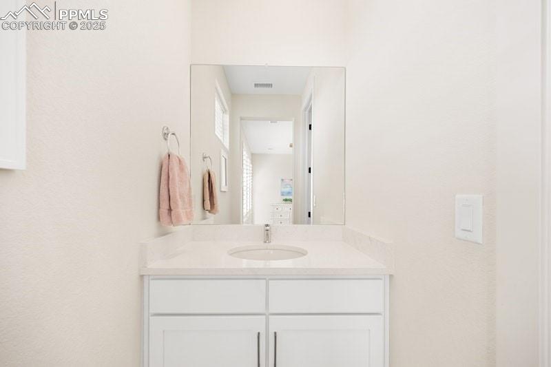 Image 33 of 49: Bathroom with vanity