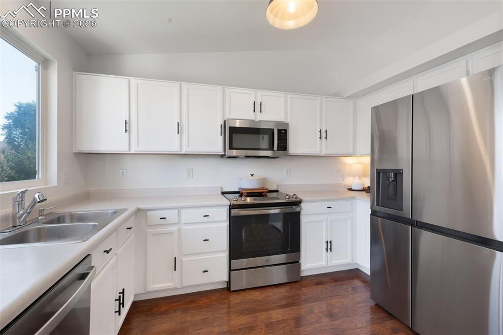 Image 6 of 38: Seller