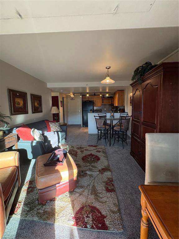 Image 5 of 13: Living Room