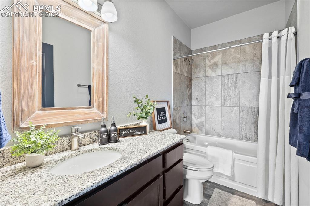 Listing 8486674, Image 18 of 45
