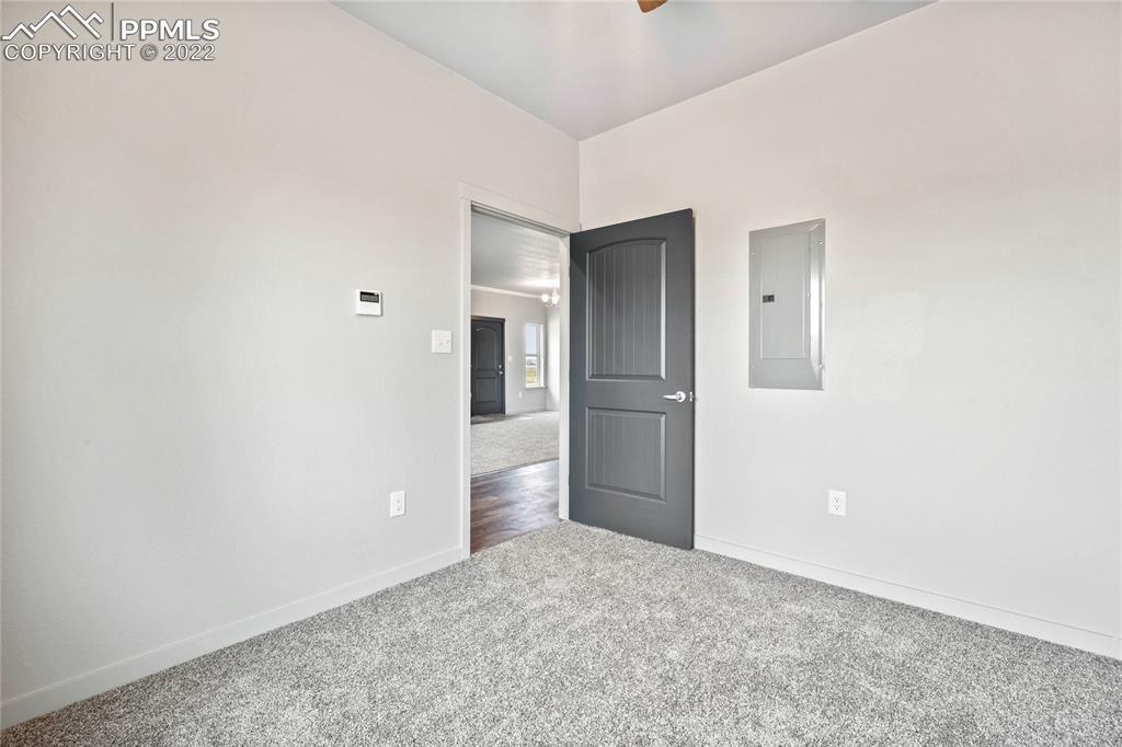 Listing 8486674, Image 25 of 45