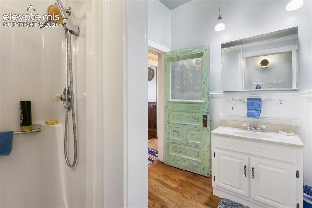 Image 36 of 43: full bath, tub and shower are separate but both present