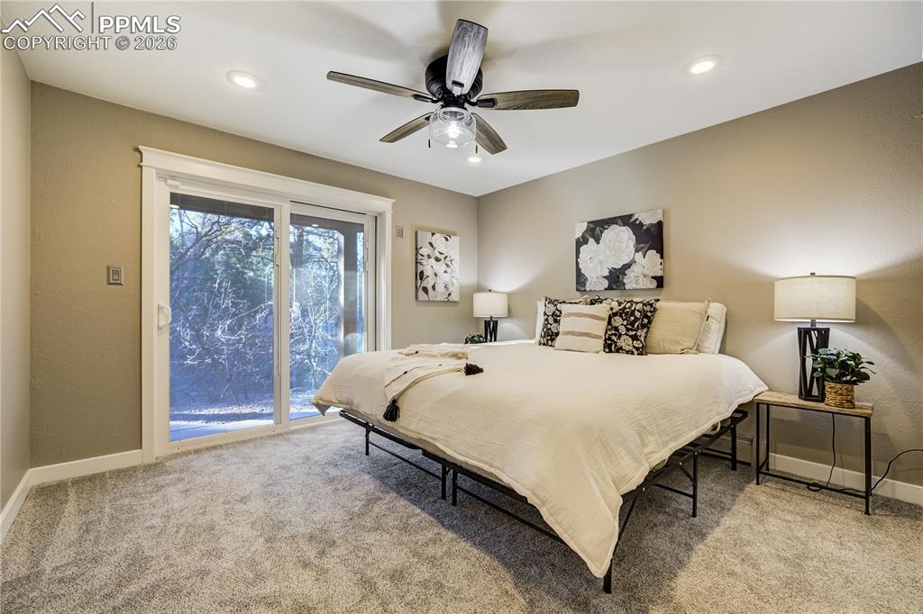 Image 43 of 50: Bedroom