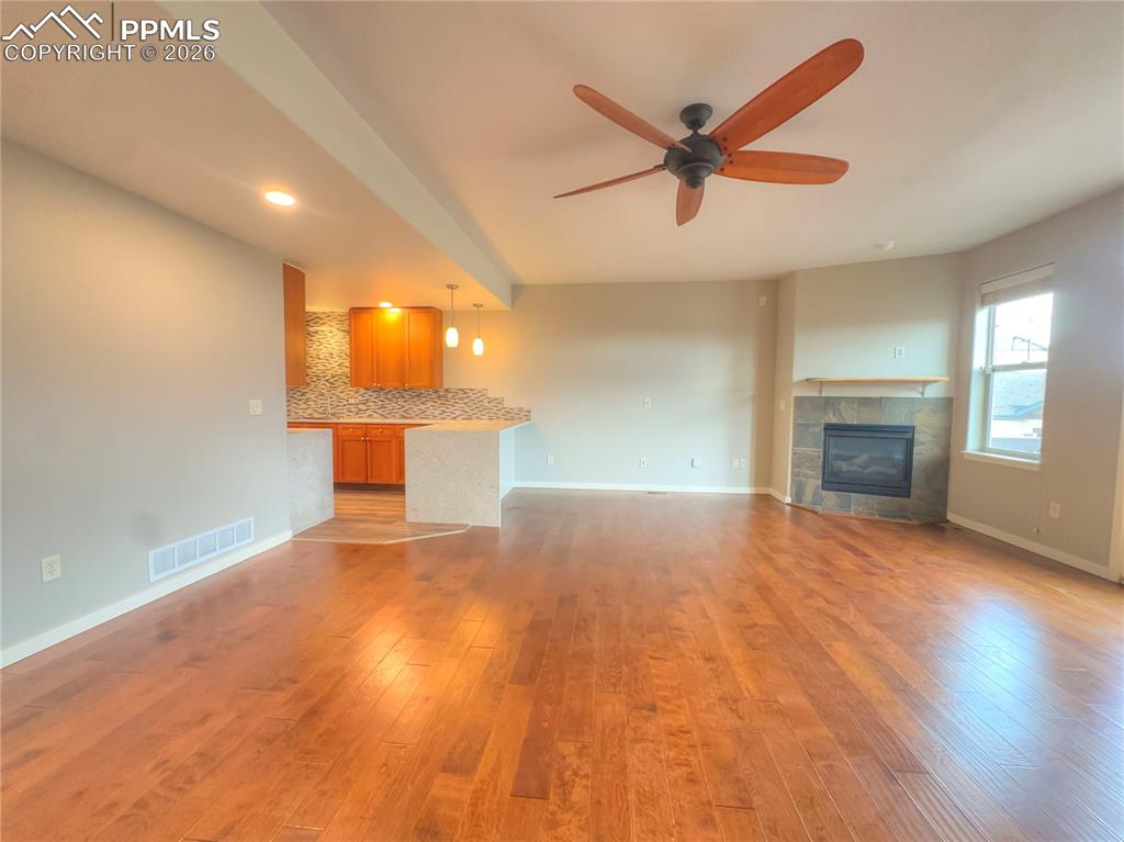 Image 4 of 38: Living Room