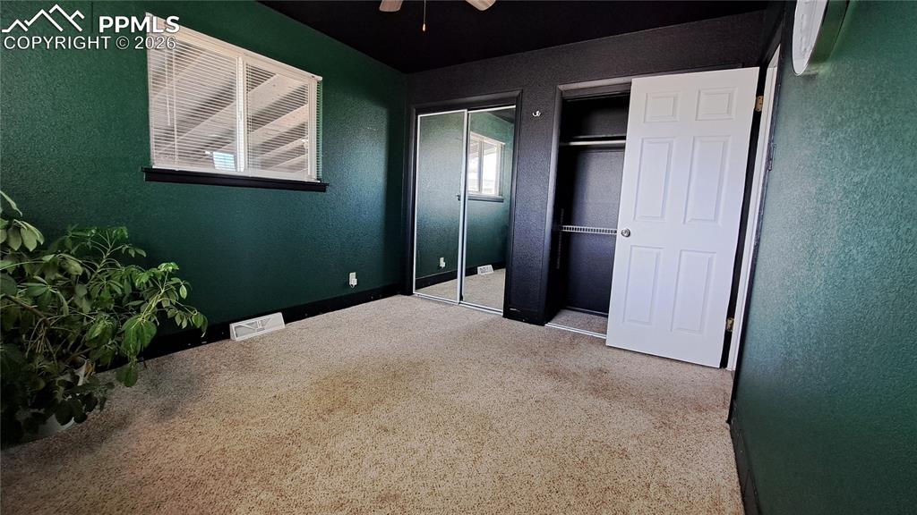 Image 11 of 29: Bedroom