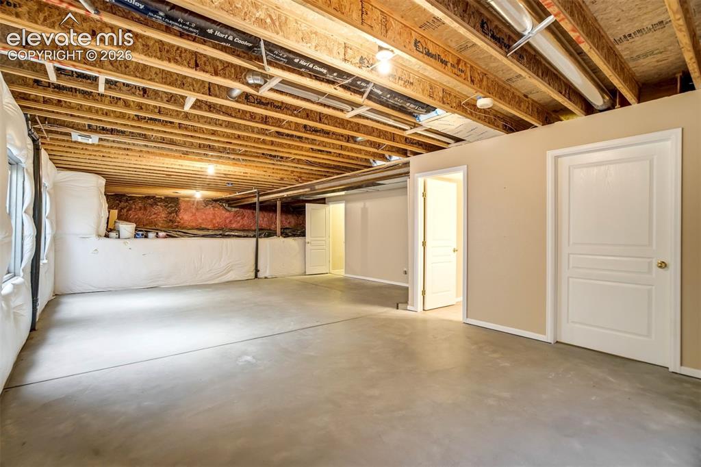 Image 40 of 50: Basement