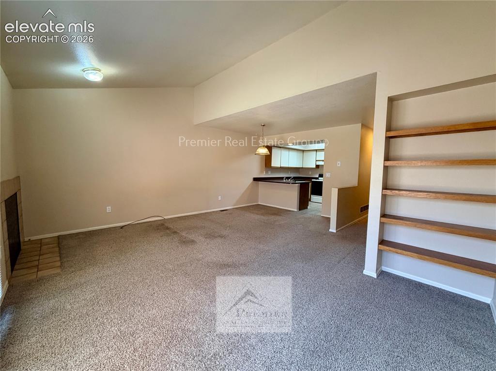 Image 10 of 17: Living Room