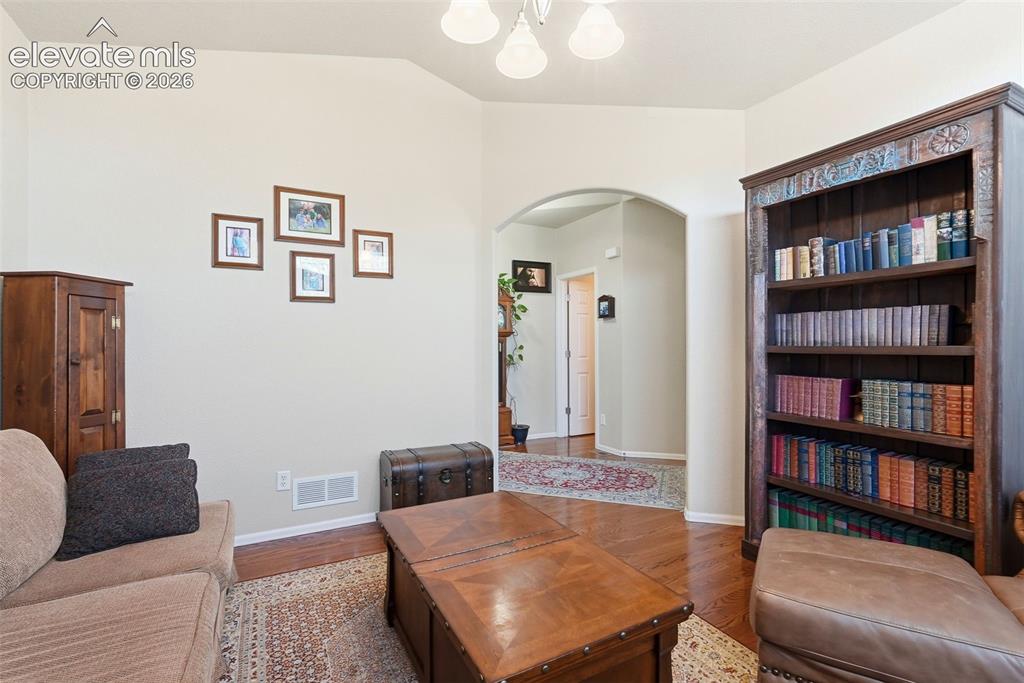 Image 6 of 33: Living Room