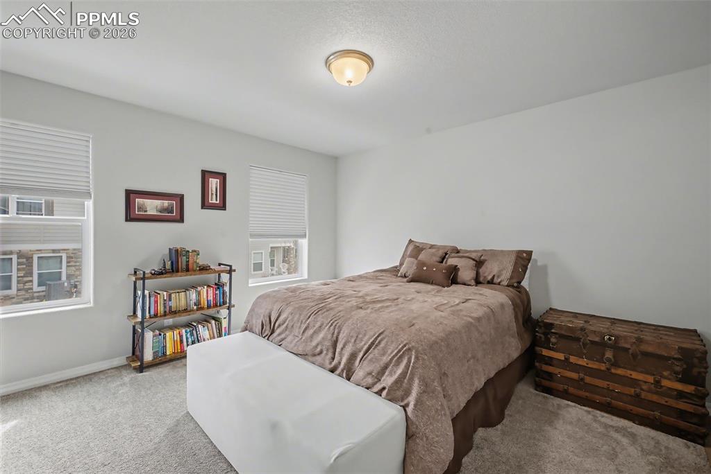 Image 20 of 29: Bedroom