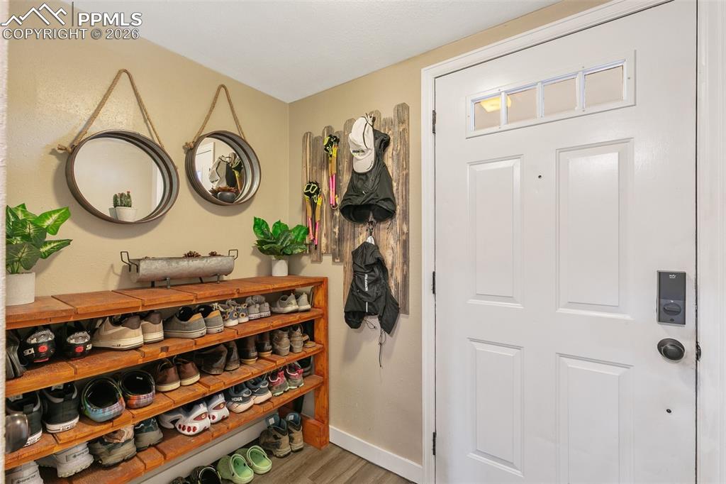 Image 4 of 39: Large, welcoming entryway