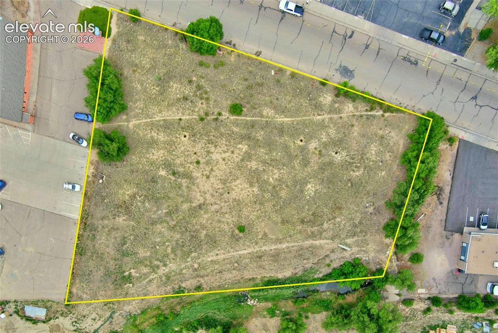 Image 2 of 8: Property Lines
are approximate and not a survey