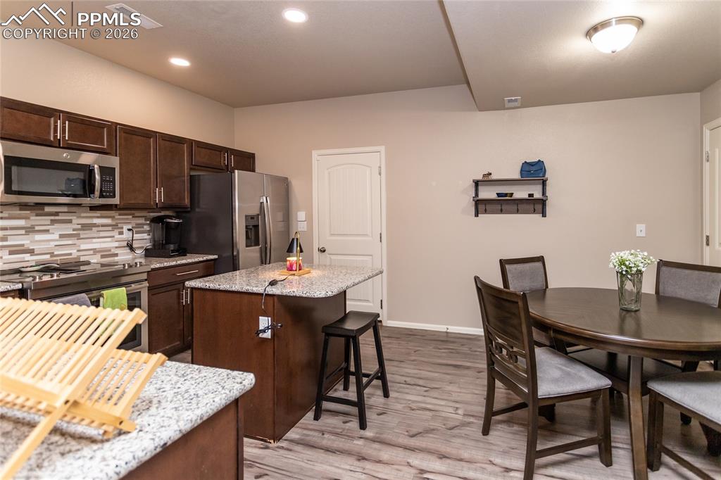 Image 4 of 35: Kitchen