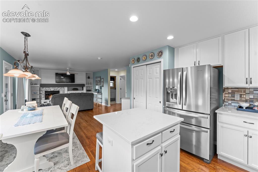 Image 11 of 42: Kitchen