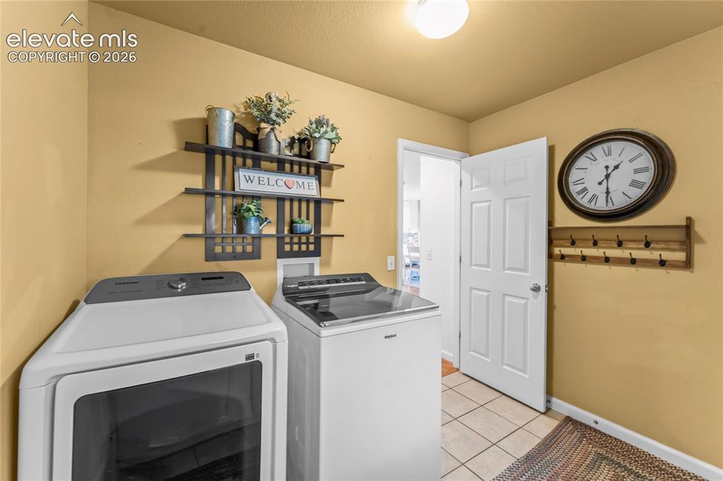 Image 16 of 42: Laundry
