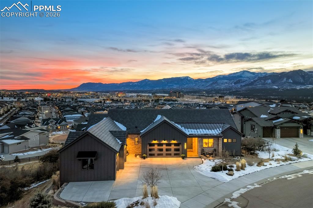 Image 2 of 50: Front of Structure