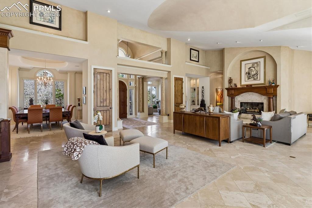 Image 6 of 47: Great room