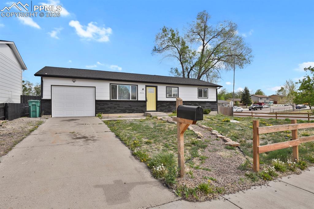 Image 2 of 29: Front of Structure