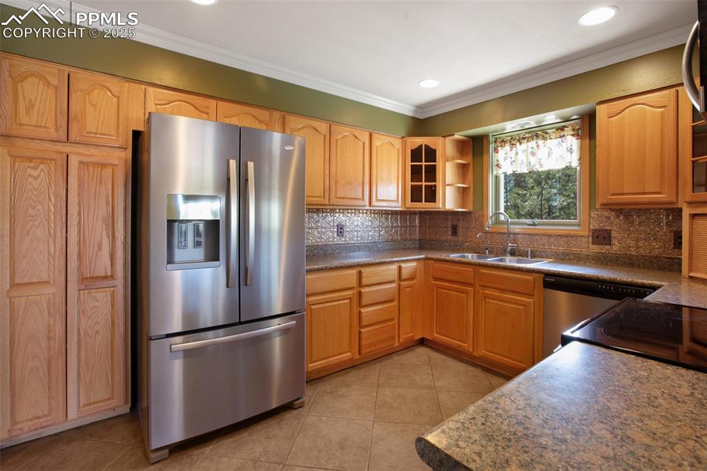 Image 2 of 36: Beautifully functional kitchen