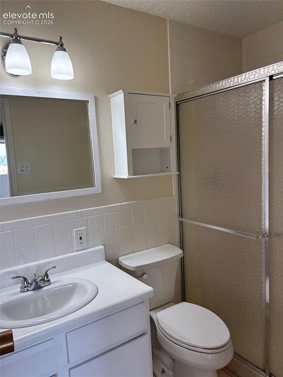 Image 13 of 24: Primary bath with shower