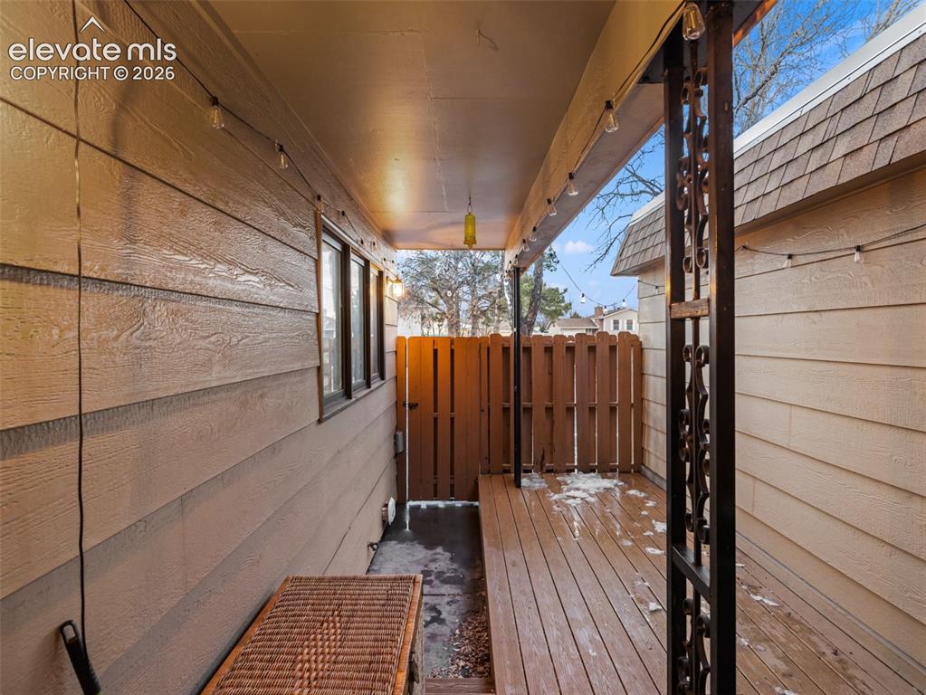 Image 15 of 44: Deck