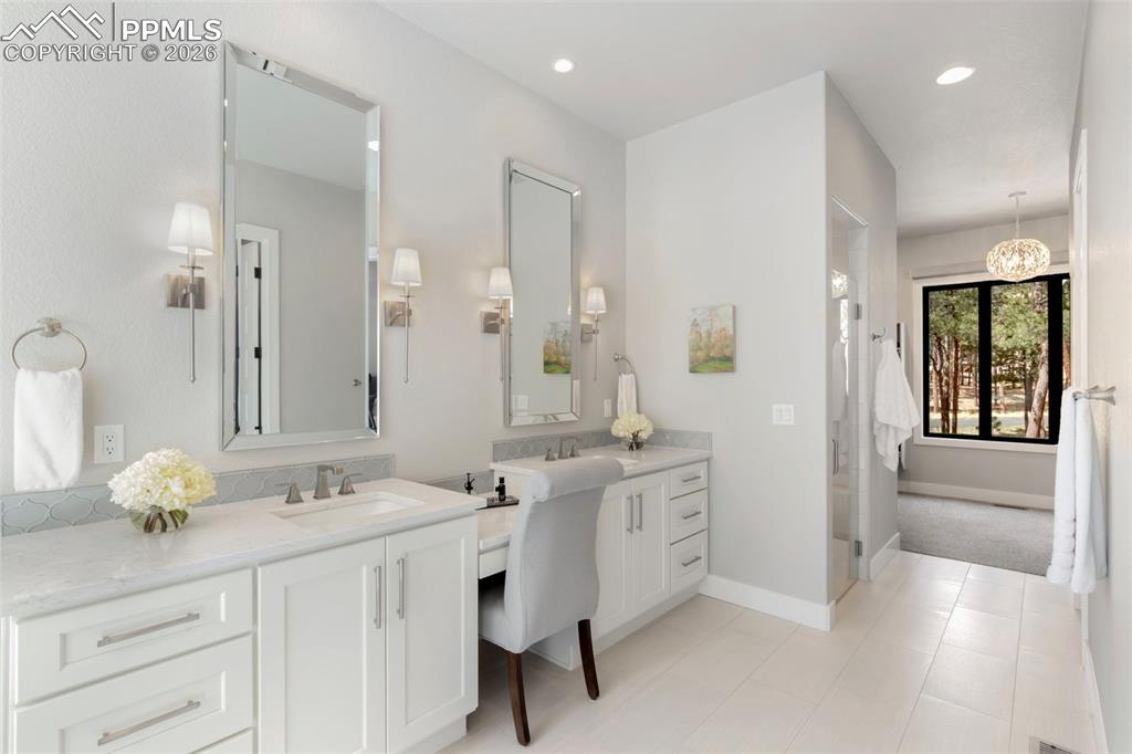 Image 26 of 50: Master Bedroom