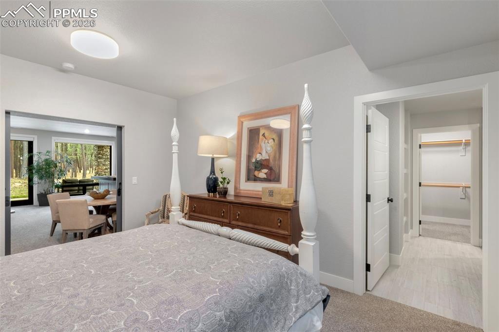 Image 40 of 50: Bathroom