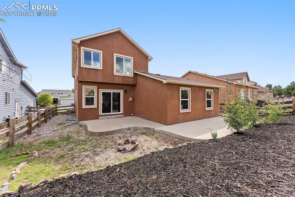 Image 47 of 50: Back of Structure