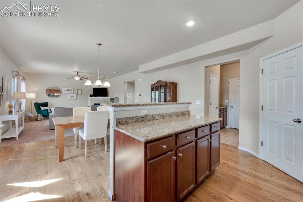 Image 15 of 46: Kitchen