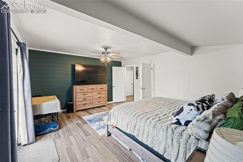 Image 10 of 38: Bedroom