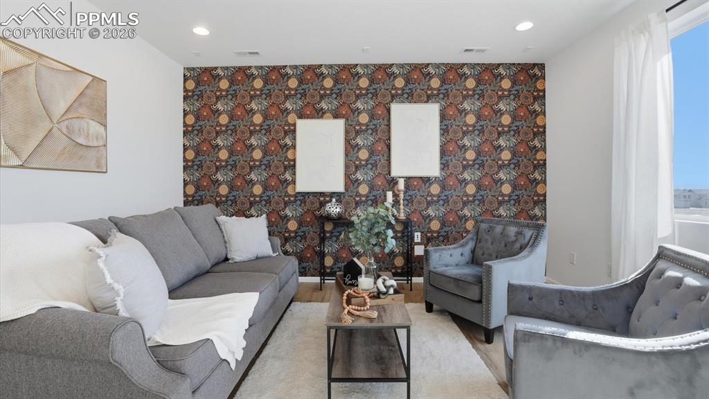Image 11 of 45: Great Room.