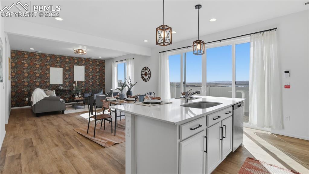 Image 17 of 45: Open floor plan, great for entertaining family and friends.