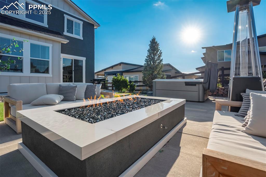 Image 39 of 50: This is the lifestyle you