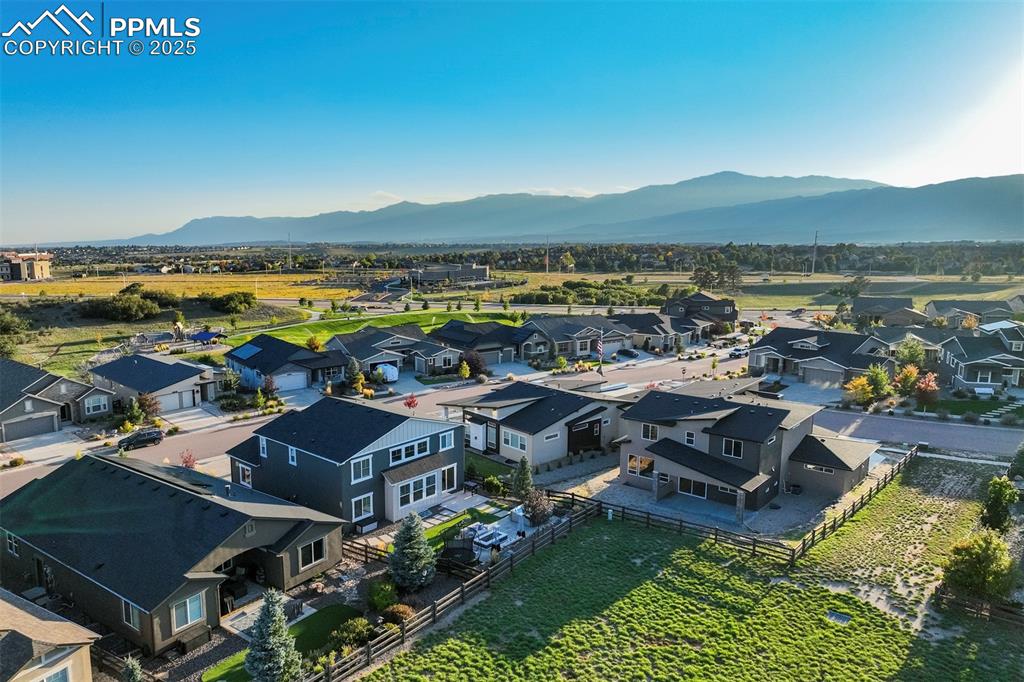 Image 41 of 50: Backs to open space. 