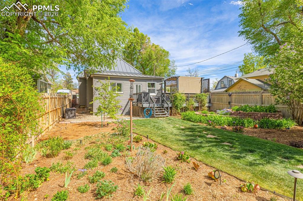 Image 33 of 41: Not just a yard… a retreat