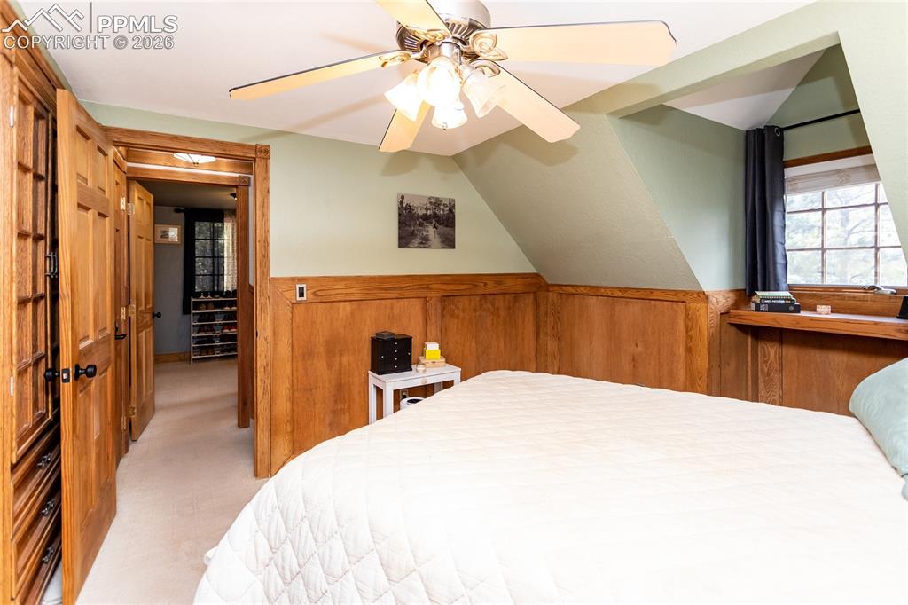 Image 26 of 41: Master Bedroom