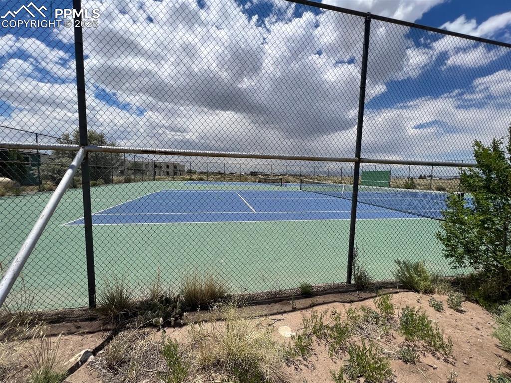 Image 10 of 13: Tennis Courts
