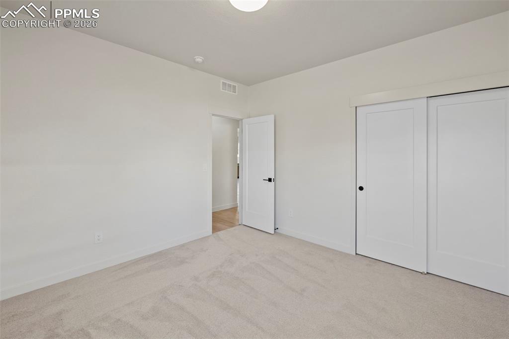 Image 25 of 34: Bedroom