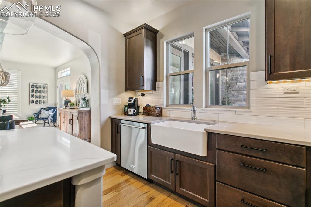 Image 12 of 38: Kitchen
