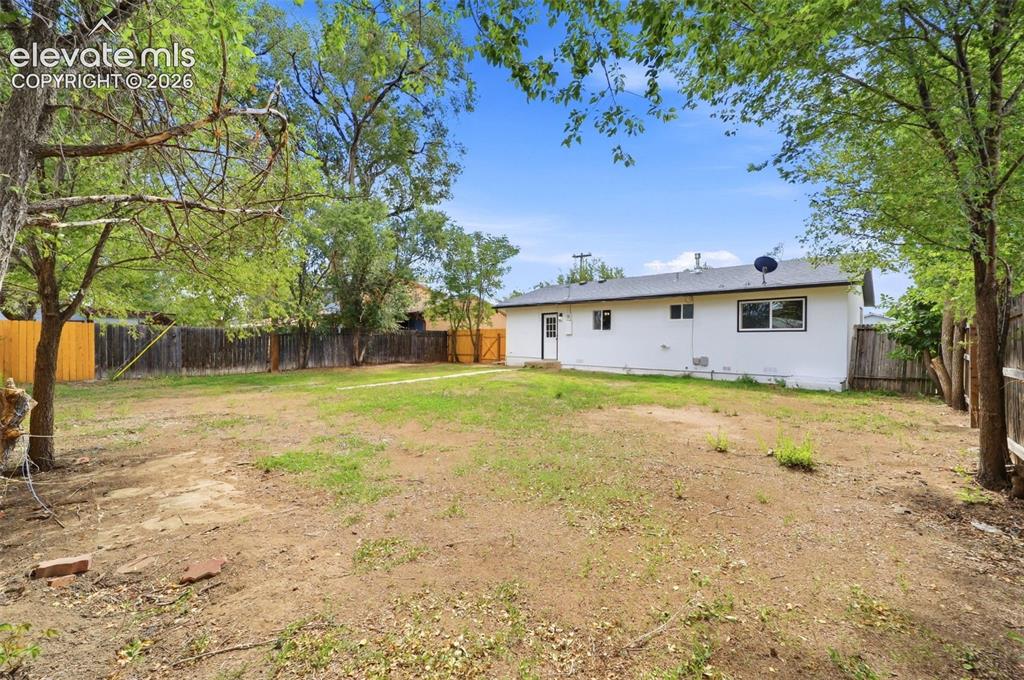 Image 33 of 34: Back of Structure