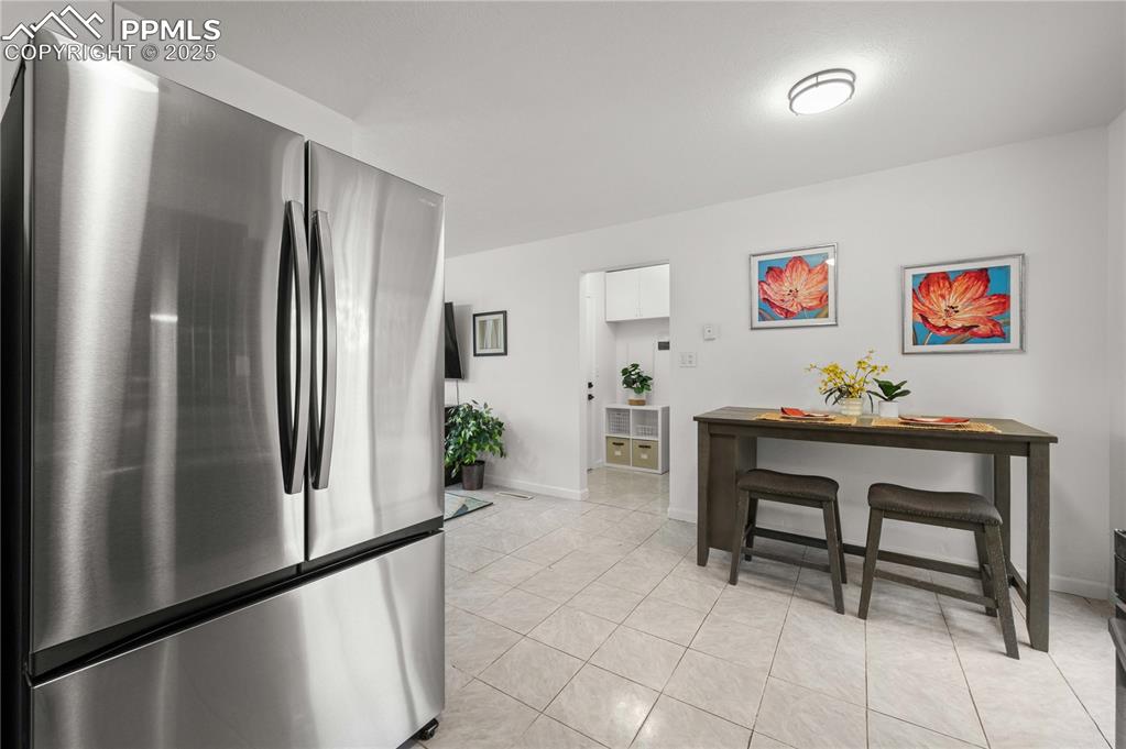 Image 10 of 31: New Appliances